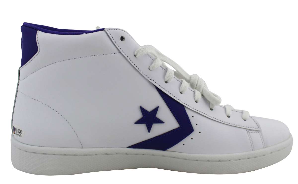 
Lakers Magic Johnson Signed Converse PL Pro Leather Size 12 Shoes w/ Box BAS Wit