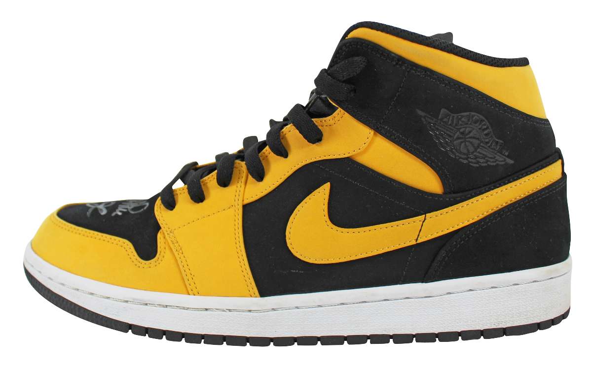 
Lakers Magic Johnson Signed 2018 Nike Air Jordan 1 Mid Size 10 Shoes w/ Box BAS