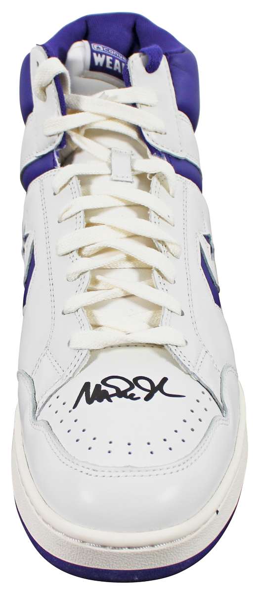 
Lakers Magic Johnson Signed Left Purple & White Converse Weapon Shoe BAS Wit 2