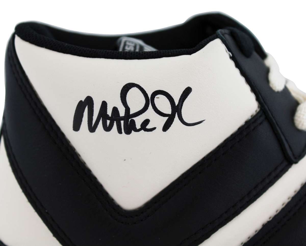 
Lakers Magic Johnson Signed Right Black & White Converse Weapon Shoe BAS Wit 3